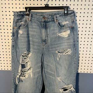 American Eagle Mom Jeans